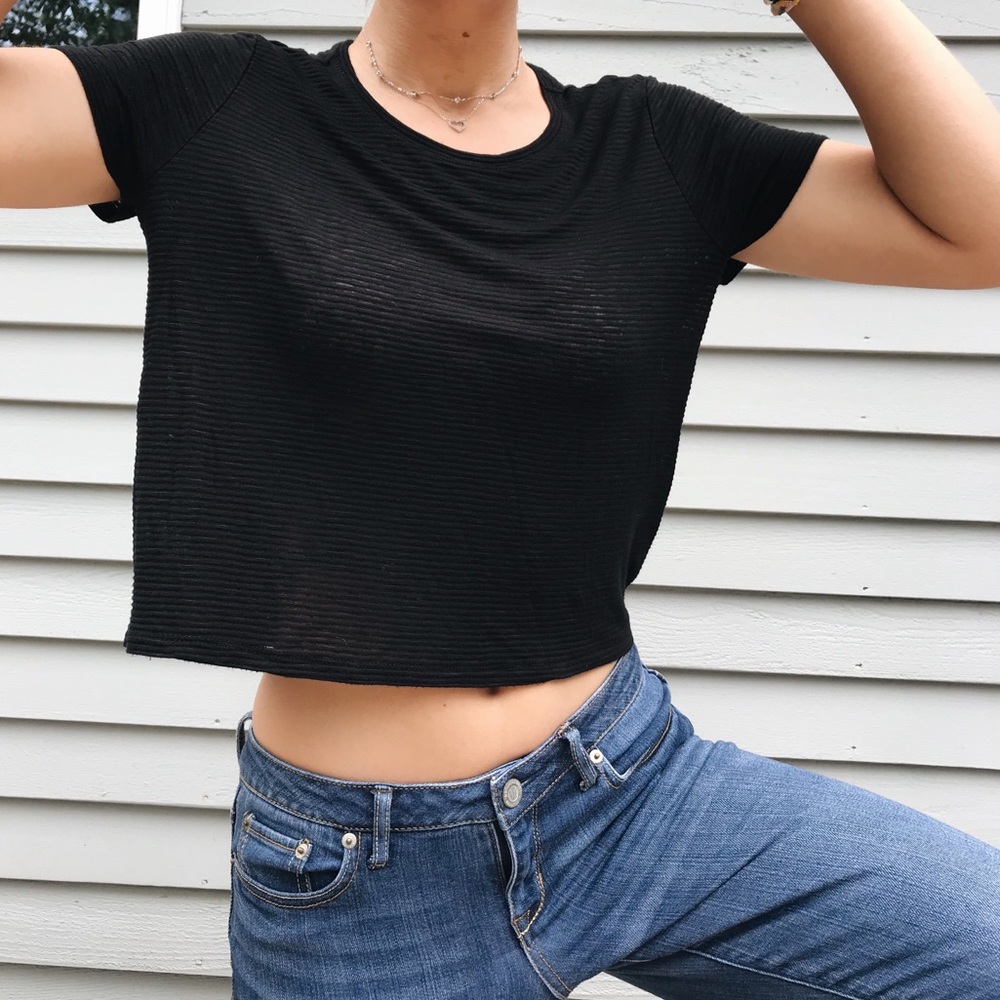 Aero crop top